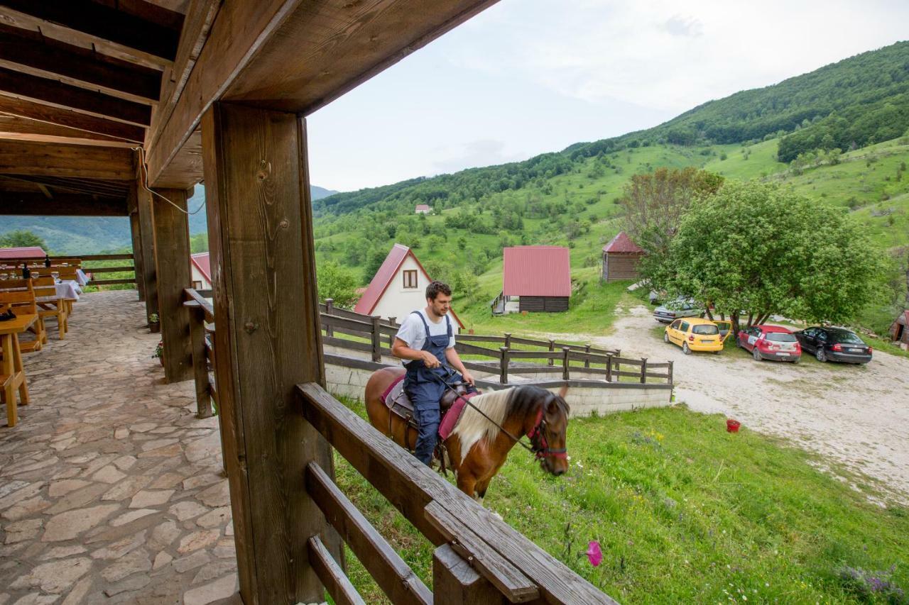 Etno Village Vojnik Savnik Экстерьер фото